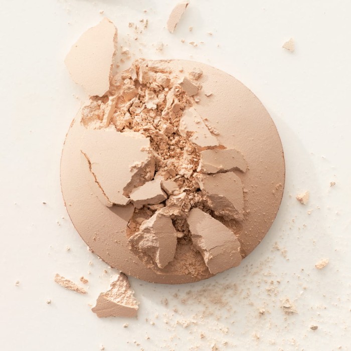 mineral_powder_01_50592_2.jpg