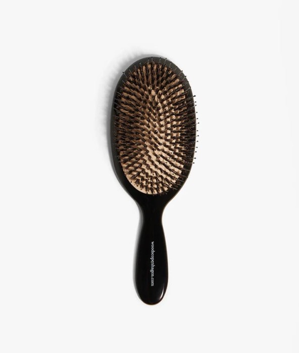 Woods VOLUMIZING_BRUSH.jpg