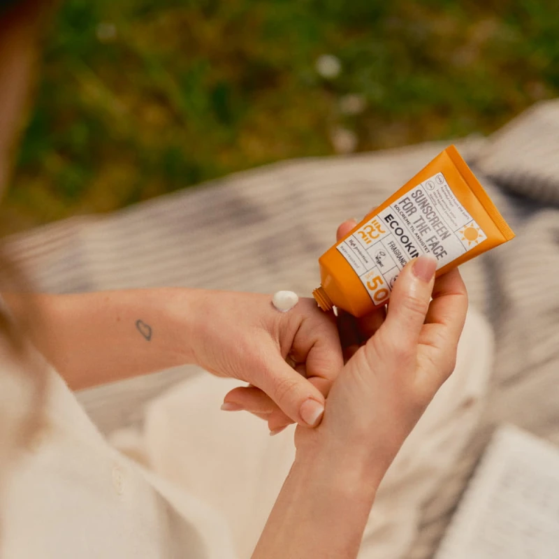 Lekki krem SPF 50 do twarzy na co dzień i na plażę