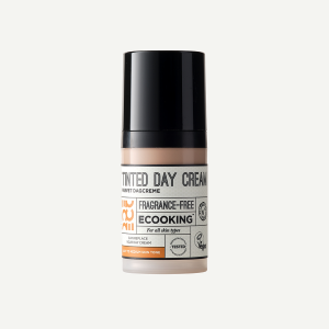 tinted_day_cream_30ml_light-medium_50145_1200x1200.png