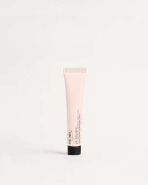 Nawilżający krem przeciwstarzeniowy z kwasem hialuronowym i czerwoną algą - Woods_ Copenhagen Daily Hydra cream 15 ml