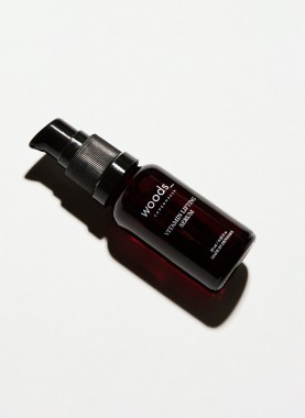 WOODS Copenhagen Vitamin Lifting Serum – liftingujące serum do twarzy z peptydami i Argireliną, 30 ml