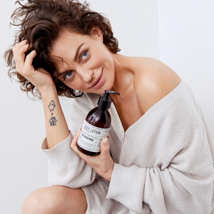 SarahG_BodyLotion_069.png